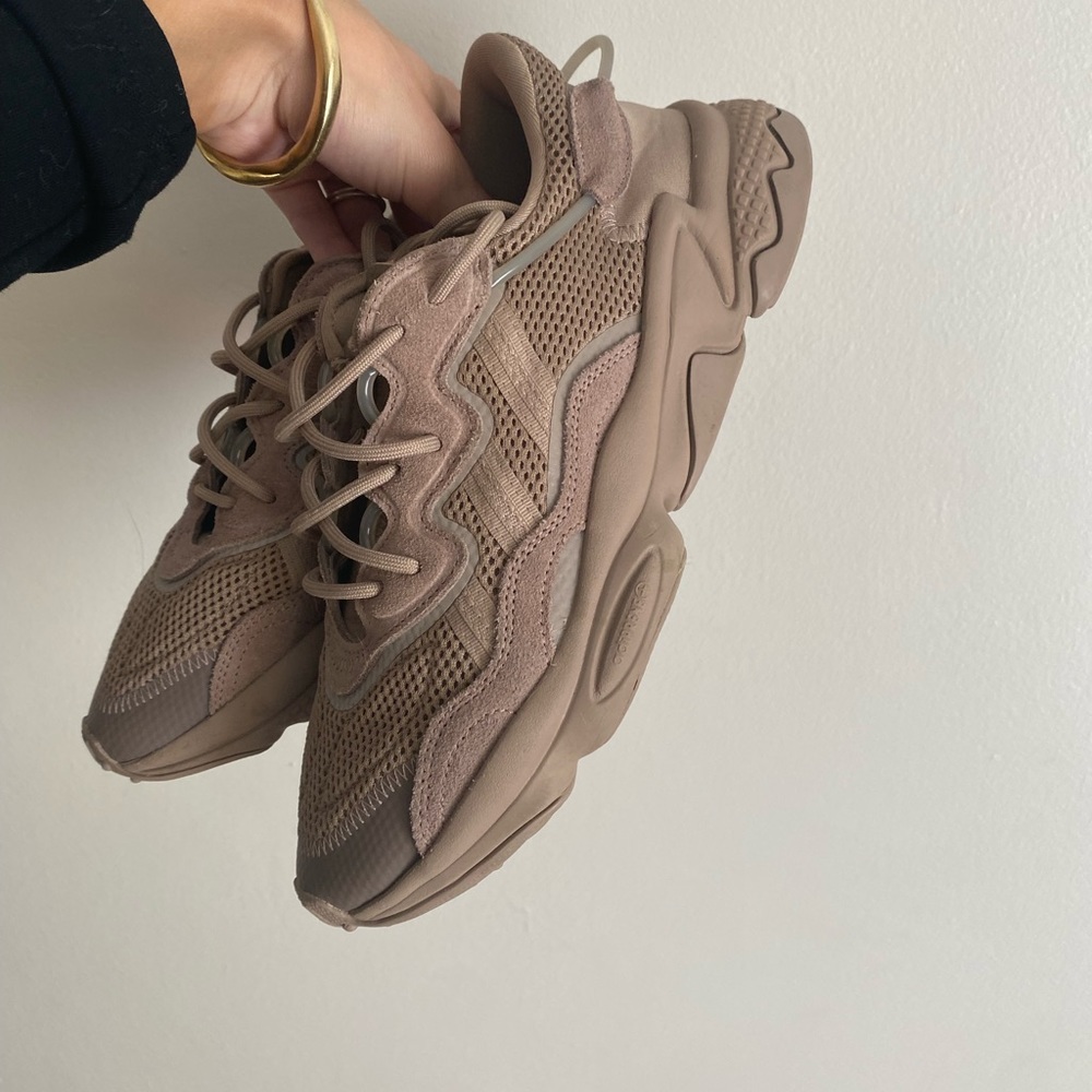 Adidas Ozweego Casual Sneakers